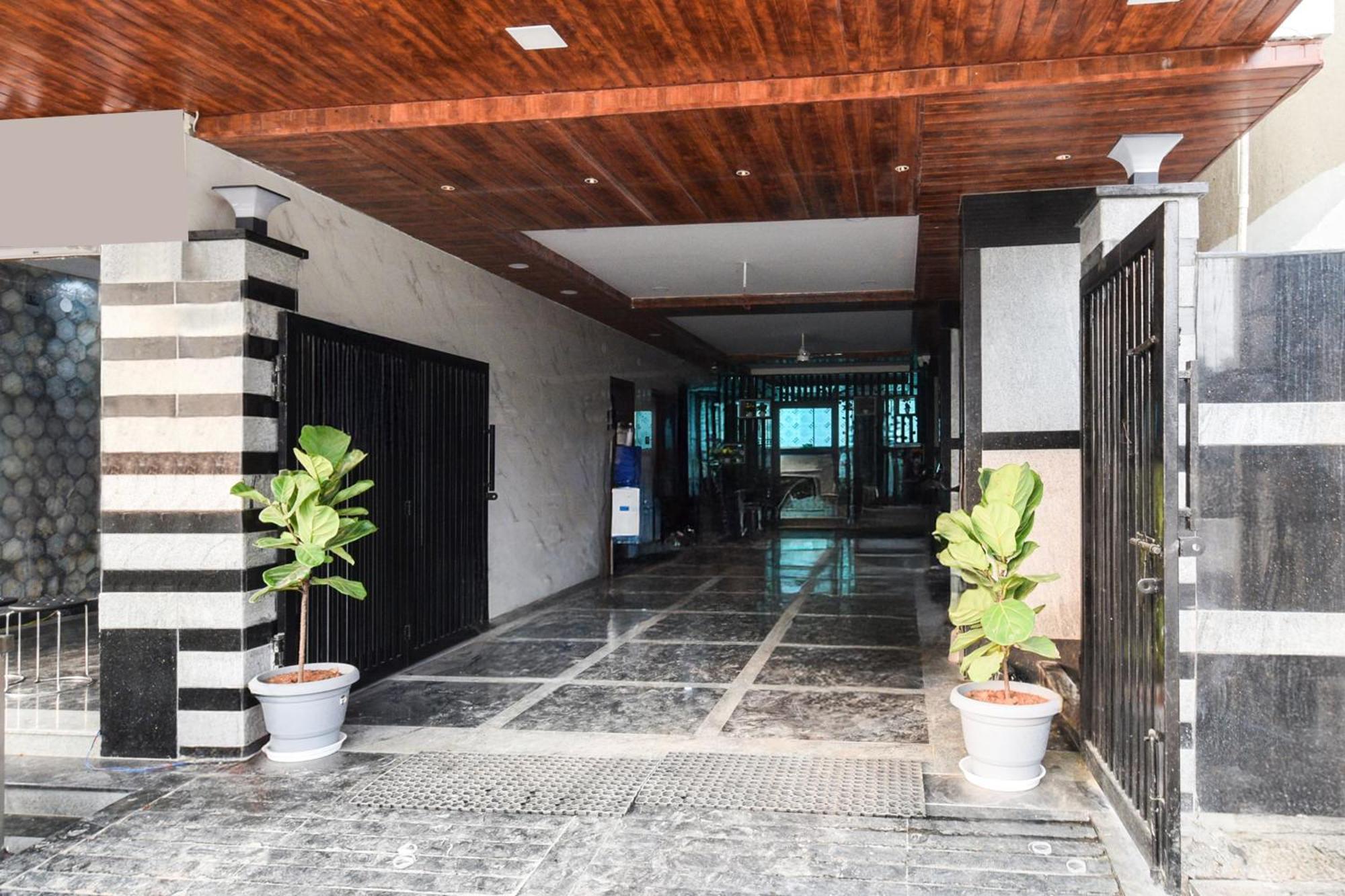 Super Collection O Gachibowli Phase - 1 Near Isb Hotel Екстериор снимка