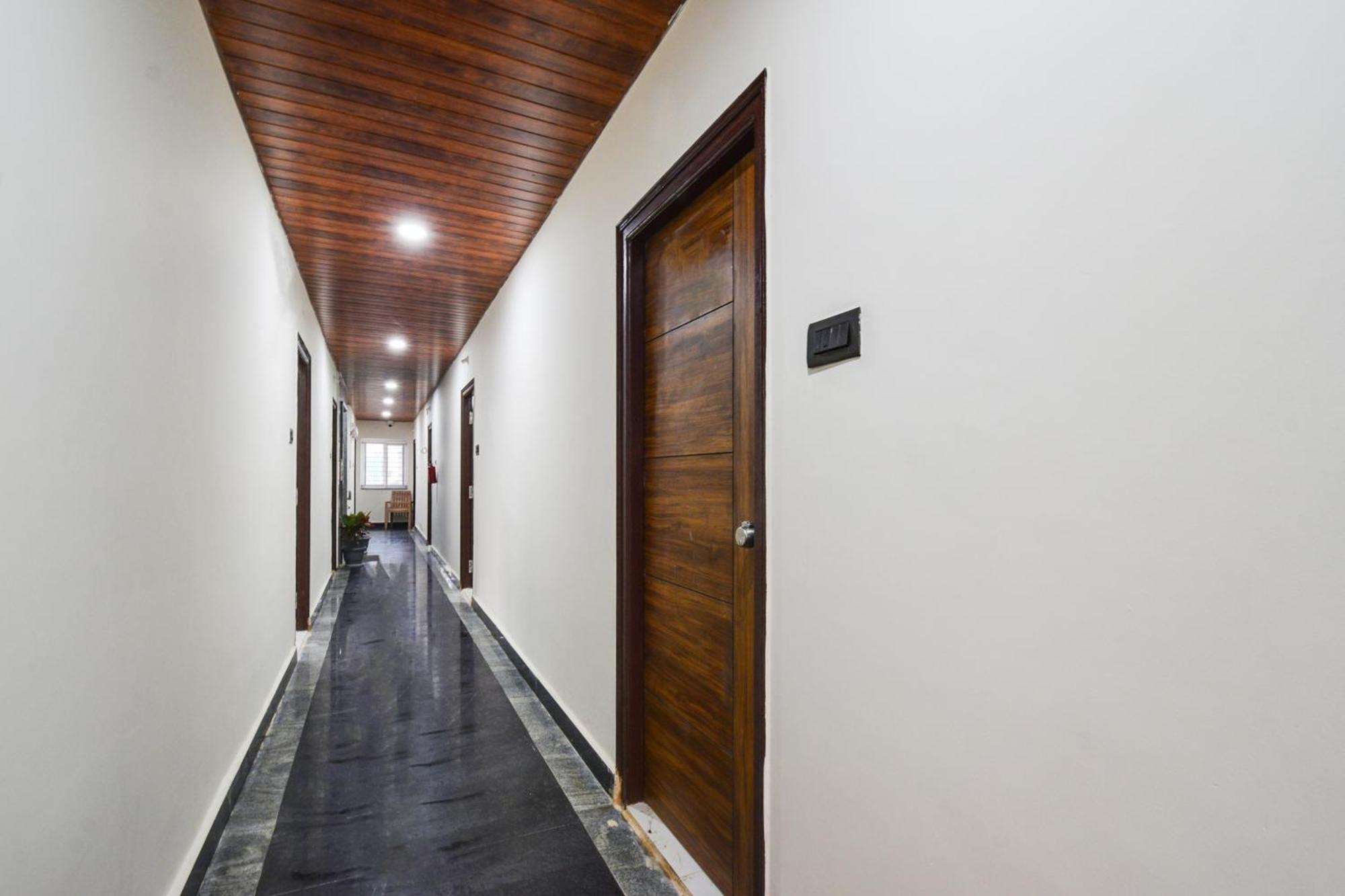 Super Collection O Gachibowli Phase - 1 Near Isb Hotel Екстериор снимка