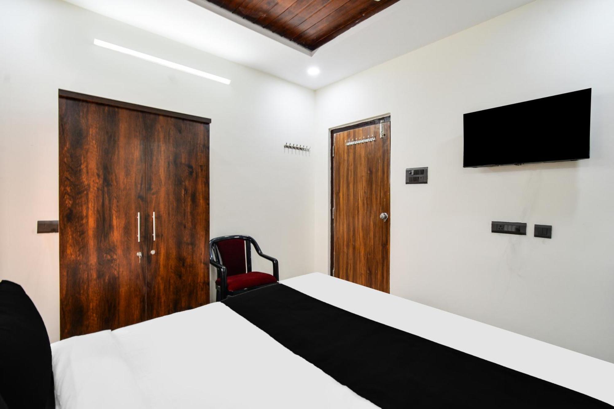 Super Collection O Gachibowli Phase - 1 Near Isb Hotel Екстериор снимка